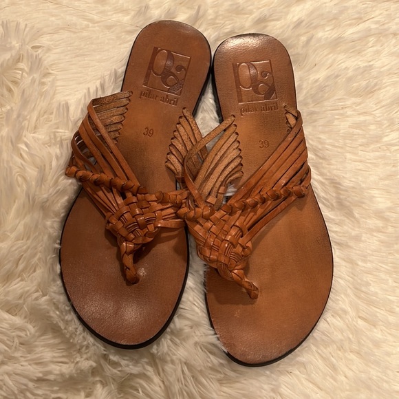 Pilar Abril Leather Thong Sandals - Picture 4 of 4